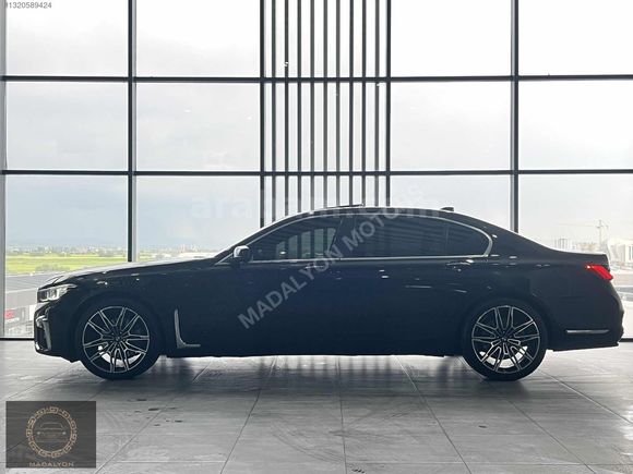 42TC407 ÖZEL PLAKA 2022 FACELİFT 2009 BMW 7.40i LONG