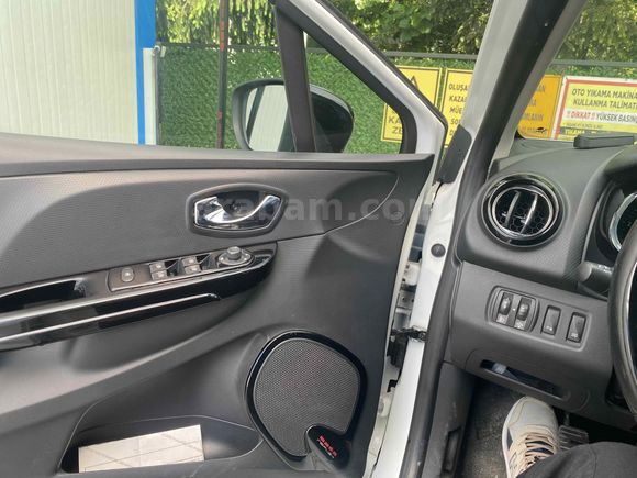 Sahibinden Renault Clio 1.5 dCi Icon 2013 Model  229000 km Beyaz