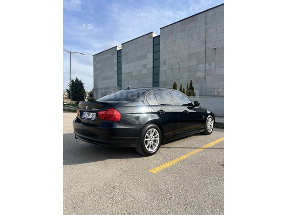 Sahibinden BMW 3 Serisi 320d Comfort 2010 Model  290.000 km Siyah