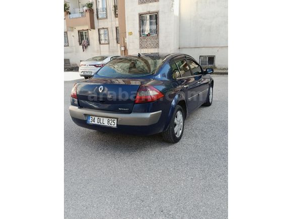 Sahibinden Renault Megane 1.6 Dynamique 2004 Model  330.000 km Lacivert