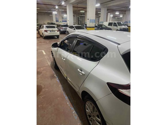 Sahibinden Renault Megane 1.5 dCi Touch Plus 2015 Model 