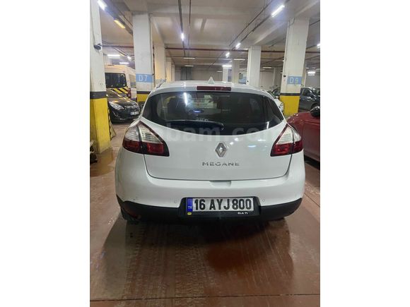 Sahibinden Renault Megane 1.5 dCi Touch Plus 2015 Model 