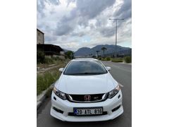 Sahibinden Honda Civic 1.6 Elegance 2012 Model  240.000 km Beyaz