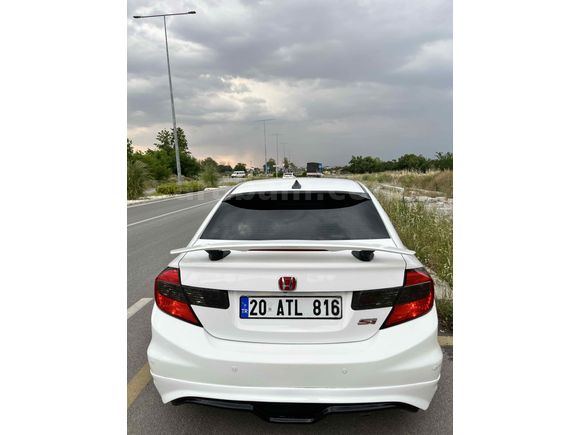 Sahibinden Honda Civic 1.6  EcoElegance  40.YIL