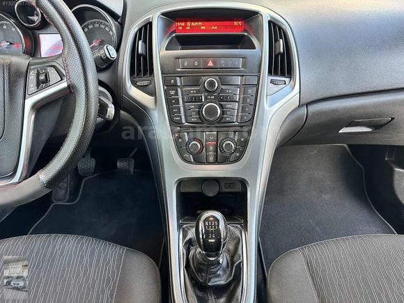 İLK SAHİBİNDEN HATASIZ SERVİS BAKIMLI OPEL ASTRA