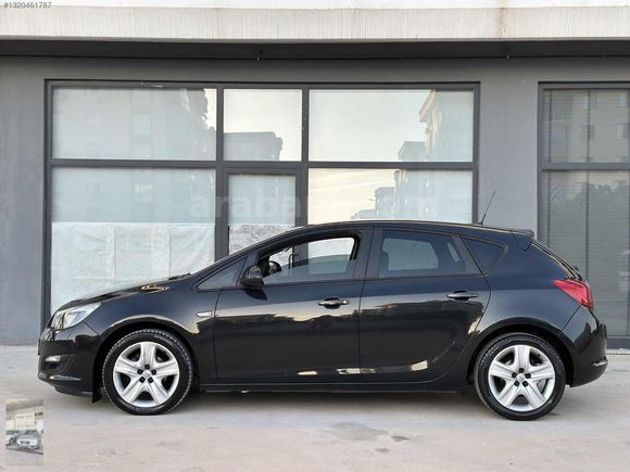 İLK SAHİBİNDEN HATASIZ SERVİS BAKIMLI OPEL ASTRA