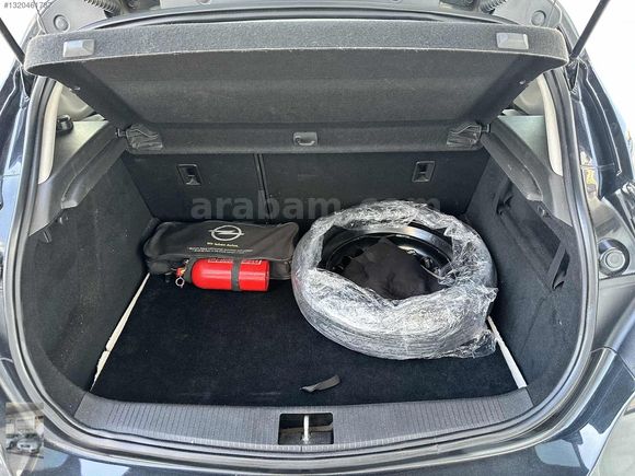İLK SAHİBİNDEN HATASIZ SERVİS BAKIMLI OPEL ASTRA