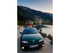 Sahibinden Renault Laguna 2.0 RXT 1999 Model  156.700 km Yeşil