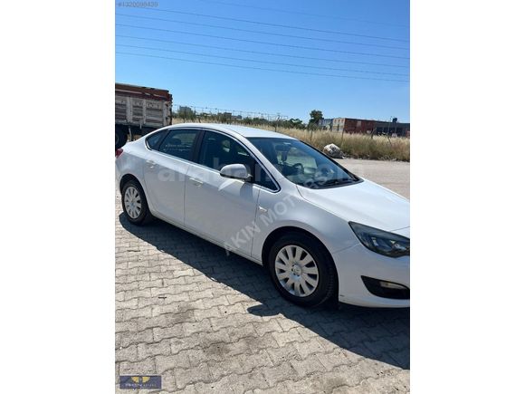 2015 Opel Astra j 1.6 benzin edition plus