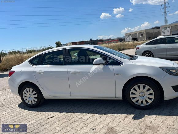 2015 Opel Astra j 1.6 benzin edition plus