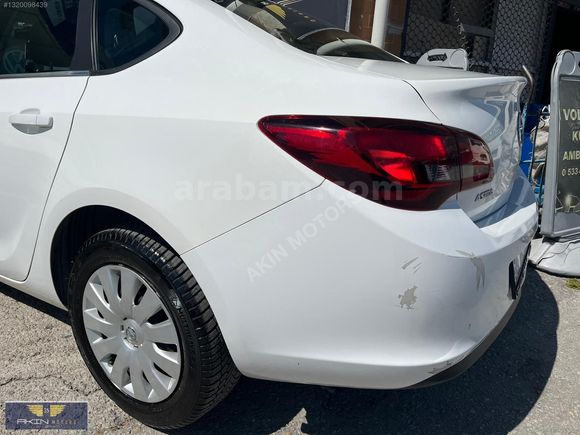 2015 Opel Astra j 1.6 benzin edition plus