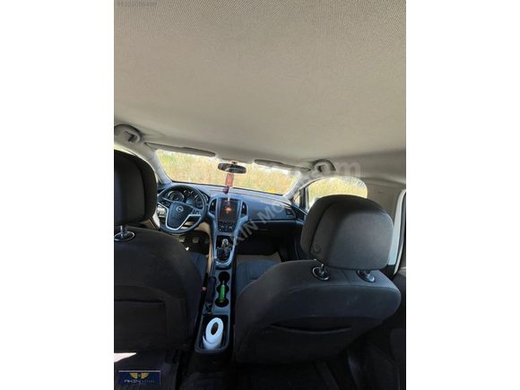 2015 Opel Astra j 1.6 benzin edition plus