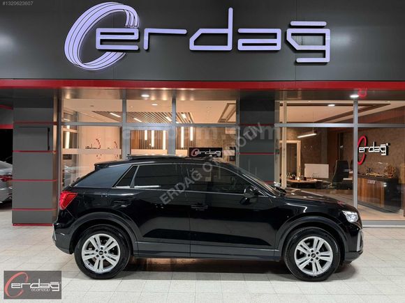 ERDAĞ'DAN 2024 AUDİ Q2 35 TFSİ ADVANCED BOYASIZ CAM TAVANLI