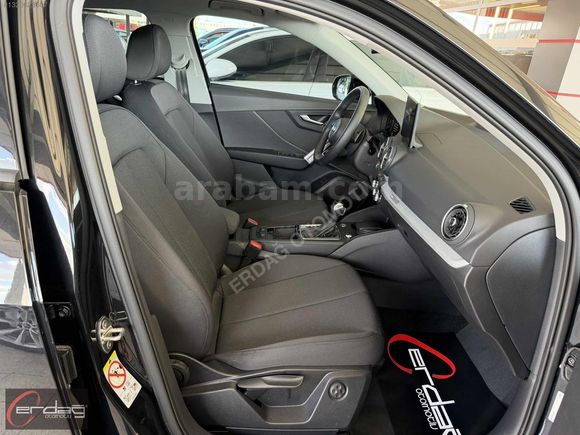 ERDAĞ'DAN 2024 AUDİ Q2 35 TFSİ ADVANCED BOYASIZ CAM TAVANLI