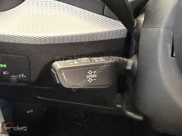 ERDAĞ'DAN 2024 AUDİ Q2 35 TFSİ ADVANCED BOYASIZ CAM TAVANLI