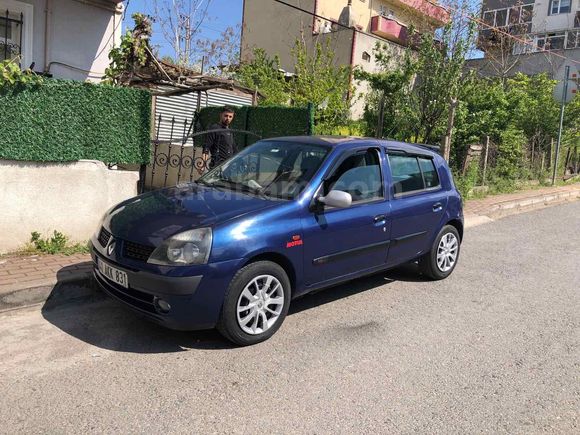 Sahibinden Renault Clio 1.2 Authentique 2002 Model  241.000 km Lacivert