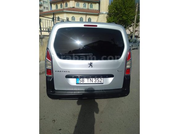 Sahibinden Peugeot Partner 2012 Model