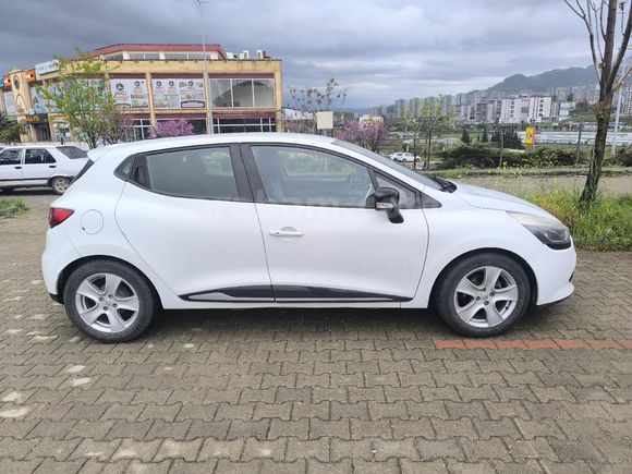 Sahibinden Renault Clio 1.5 dCi Icon 2014 Model