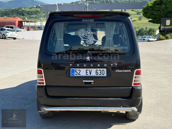 130 BİN KM DE ÇİFT SÜRGÜ BAGAJ TEK KAPI KLİMALI PARTNER