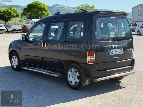 130 BİN KM DE ÇİFT SÜRGÜ BAGAJ TEK KAPI KLİMALI PARTNER