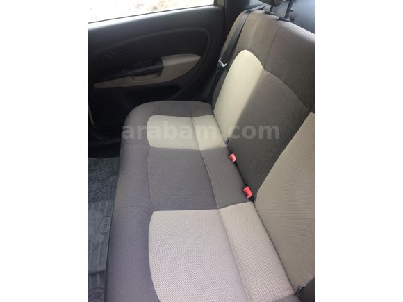 Sahibinden Fiat Linea 1.3 Multijet Active Plus 2011 Model  110.000 km Bej