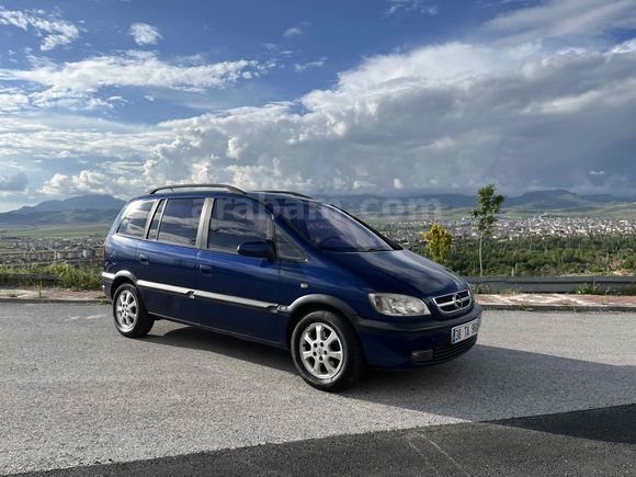 Değişensiz Boyasız 7 Kişilik Opel Zafira 