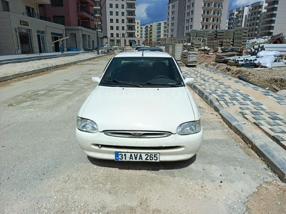 Sahibinden Ford Escort 1.3 CL 1997 Model