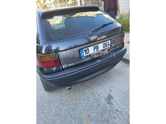 Sahibinden Opel Astra 1.6 100.Yıl 2000 Model  294.000 km Siyah
