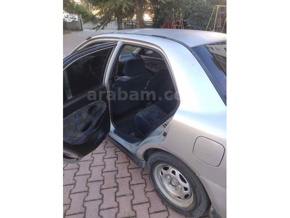 Sahibinden Mitsubishi Carisma 1.6 GLX 1999 Model 