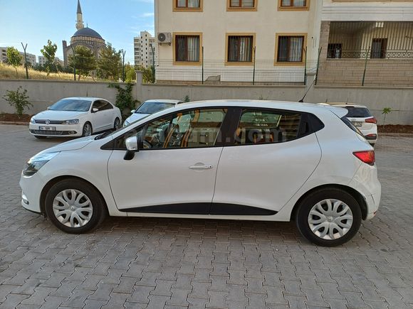 Doktordan kazasız Clio 0.9 TCe Joy 2020 Model 