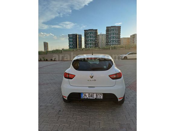 Doktordan kazasız Clio 0.9 TCe Joy 2020 Model 