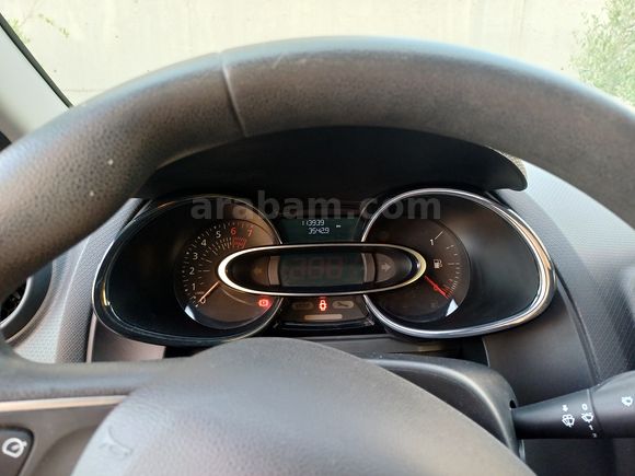 Doktordan kazasız Clio 0.9 TCe Joy 2020 Model 