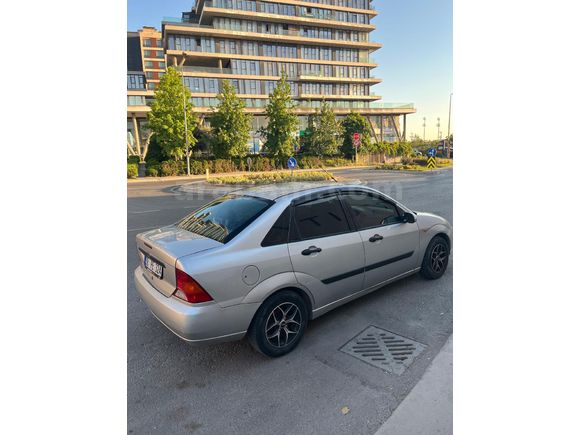 Sahibinden Ford Focus 1.6 Ambiente 2000 Model