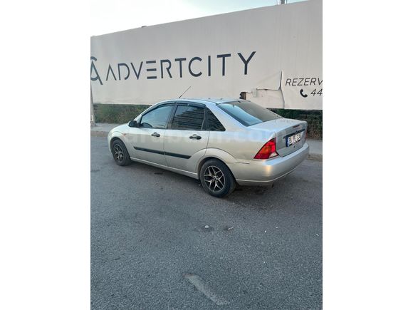 Sahibinden Ford Focus 1.6 Ambiente 2000 Model