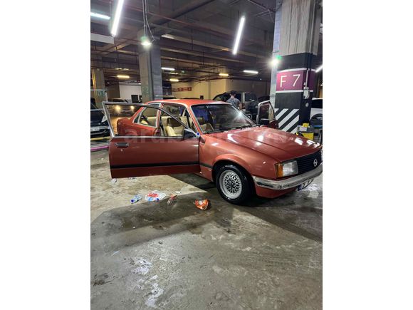 Sahibinden Opel Rekord 2.0 1980 Model 