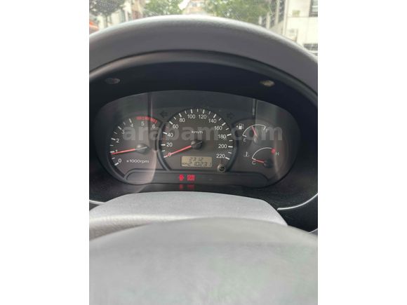 Sahibinden Hyundai Accent 1.5 CRDi Admire 2006 model 210.000kmde