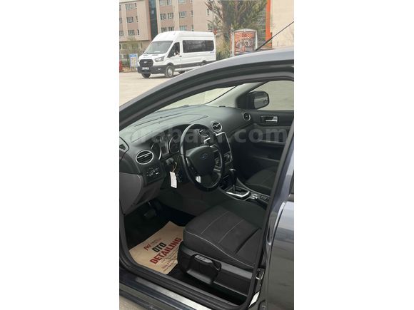 Sahibinden otomatik Ford Focus 1.6 Titanium  2011 Model 