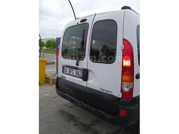 Sahibinden Yeni Muayeneli Renault Kangoo 1.5 dCi Expression 2005 Model