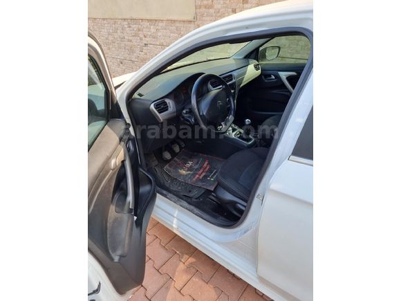 Sahibinden Citroen C-Elysée 1.6 HDi Exclusive 2016 Model  Beyaz