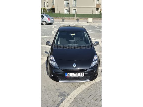 Sahibinden Renault Clio 1.5 dCi Night & Day 2012 Model 