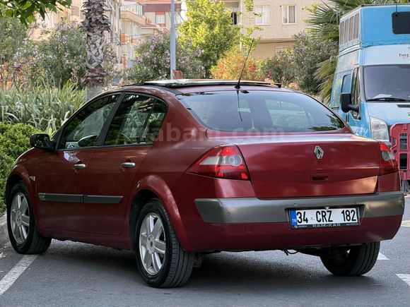 3 PARÇA BOYALI 2. SAHİBİNDEN TERTEMİZ  OTOMATİK CAM TAVAN