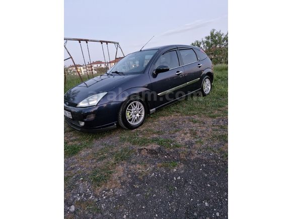 Sahibinden Ford Focus 1.6 Ghia 2001 Model