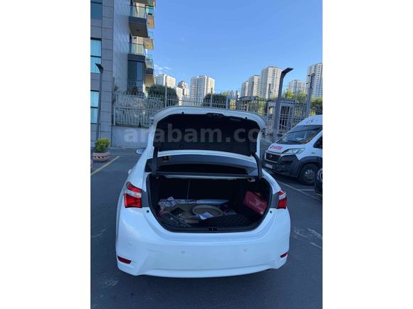 AcilllSahibinden Toyota Corolla 1.4 D-4D Premium 2015 Model 