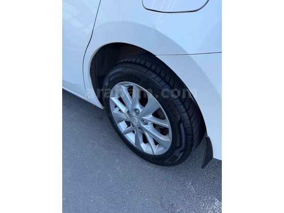 AcilllSahibinden Toyota Corolla 1.4 D-4D Premium 2015 Model 