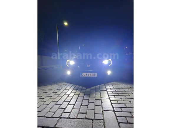 SAHİBİNDEN TEMİZ DEĞİŞENSİZ MEGANE 4
