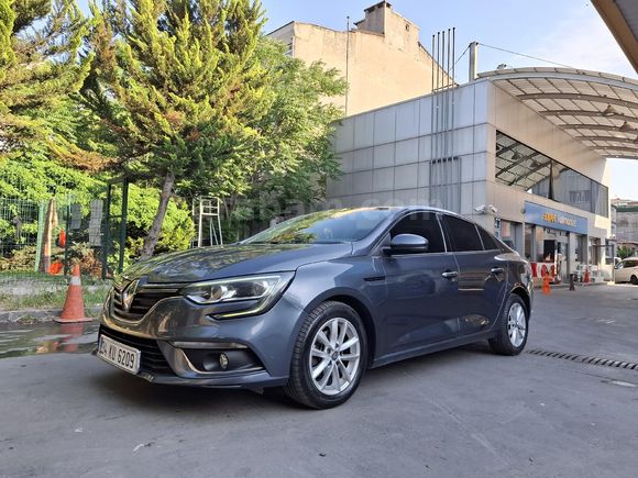 SAHİBİNDEN TEMİZ DEĞİŞENSİZ MEGANE 4