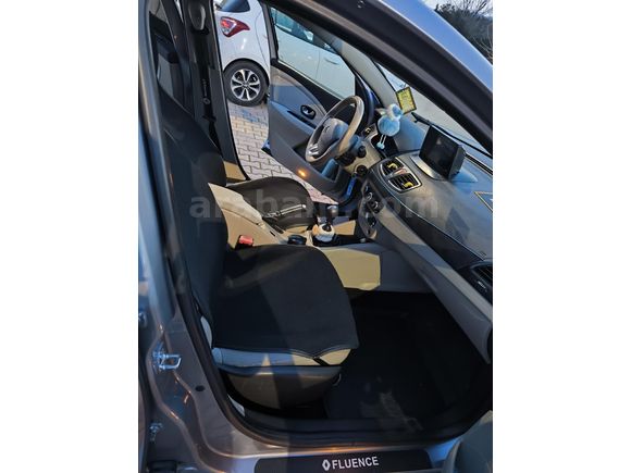 RENAULT FLUENCE