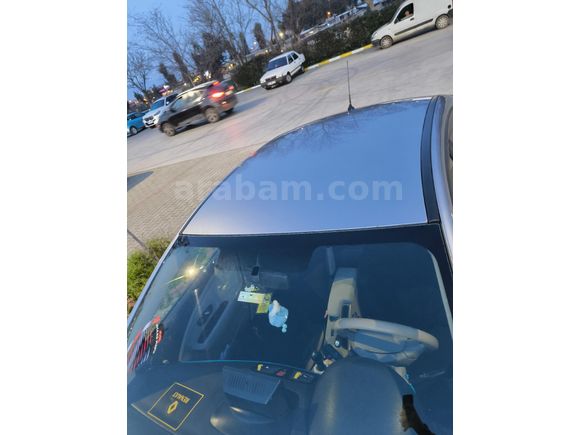 RENAULT FLUENCE