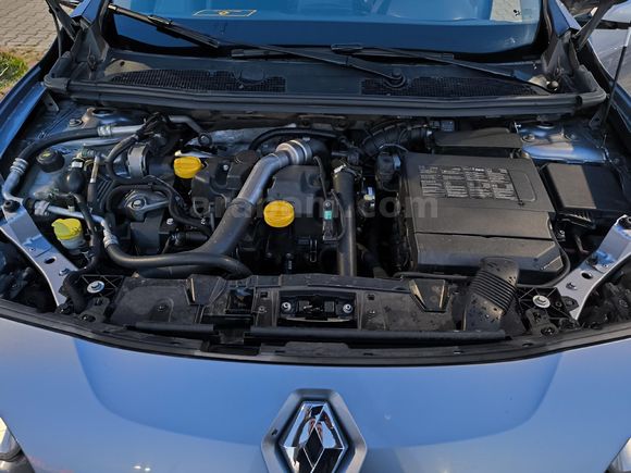 RENAULT FLUENCE