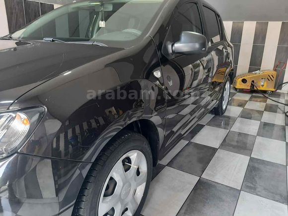 Sahibinden Dacia Sandero 1.2 Ambiance 2016 Model 
